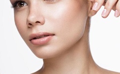 男男在宿舍撅着屁股被调教